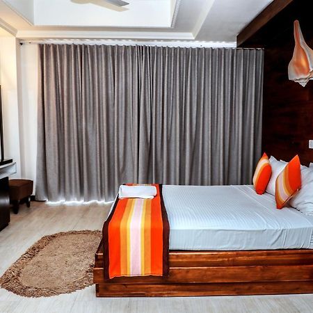 Hotel The Valampuri Dżafna Zewnętrze zdjęcie