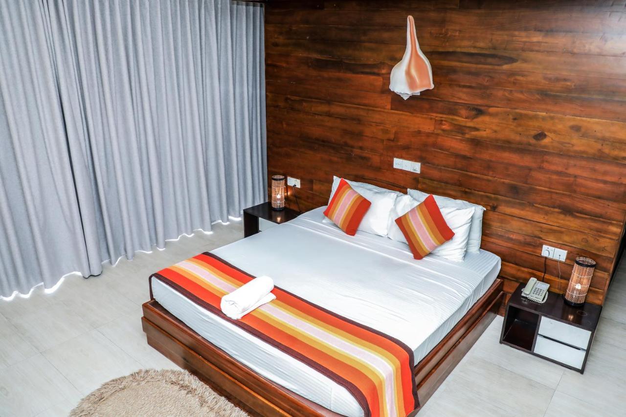 Hotel The Valampuri Dżafna Zewnętrze zdjęcie
